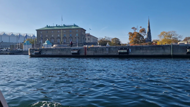 Åbningstider for Stromma Canal Tours