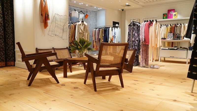 キャバン 丸の内店