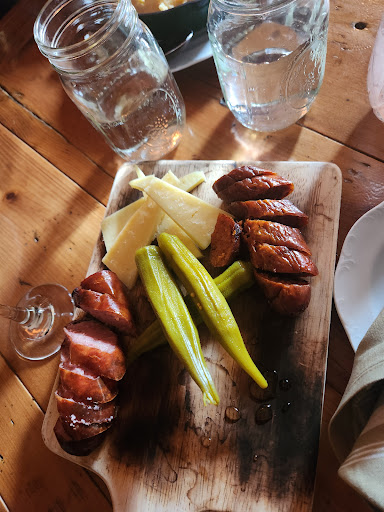 Hunter's Kitchen and Bar - Thumbnail