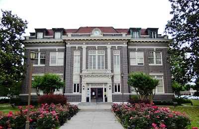 Tunica County Courthouse