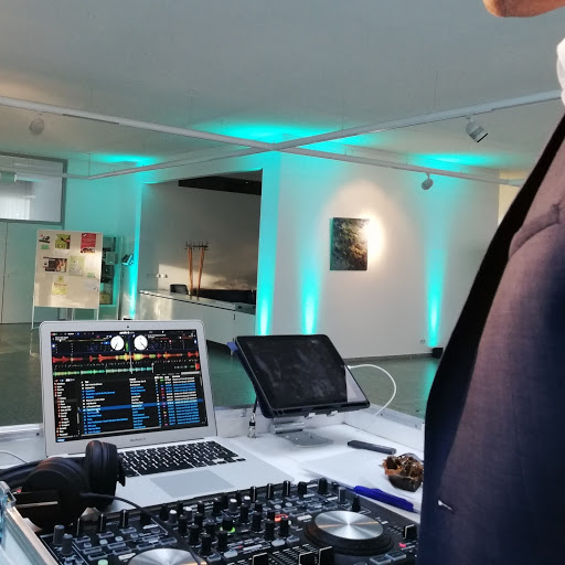 P.H. - Event und Hochzeits DJ für Brandenburg, Potsdam, Berlin, Sachsen & Sachsen-Anhalt - Thumbnail
