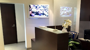 Photo n°1 de Dr Louisa JIRKU à Paris (Dentiste)