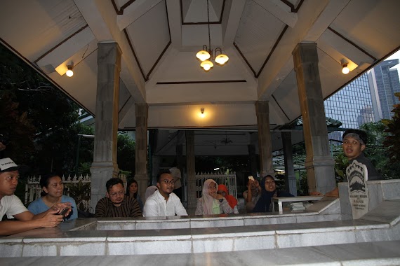 Makam Keramat Guru Mughni Kuningan., Author: Ali Zaenal