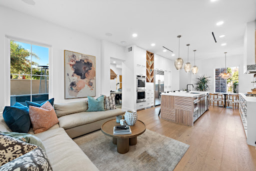 Onyx Homes - All About Orange County - Thumbnail