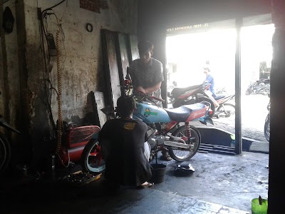 Photos of Bengkel Dodo