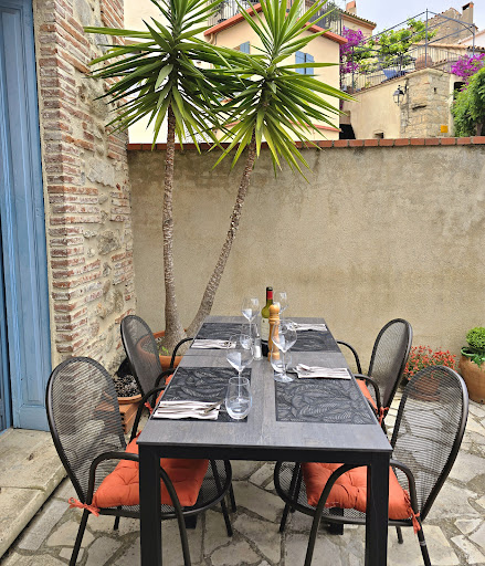 Photo 4 - Albera Burger