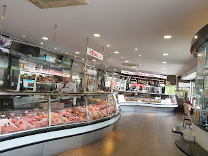 Photo n°27 de Le Relais des Etaliers à Le Mesnil-le-Roi (Boucherie-charcuterie)