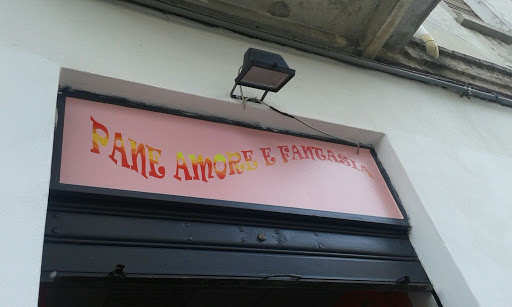 Pane Amore e Fantasia di Mina Russo ______________________ Asporto e consegna gratuita a domicilio