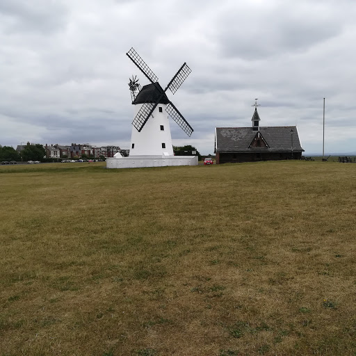 Lytham - Visual