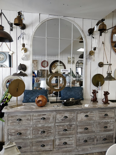 MADE ILE COTE DECO - Le Château Gallery - France