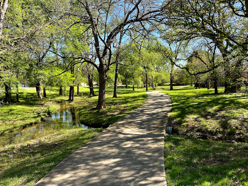 Leonard and Helen Johns Park - Thumbnail