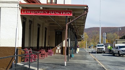 Photos of Lewistown Junction