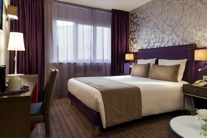 Timhotel Opéra Blanche Fontaine by null