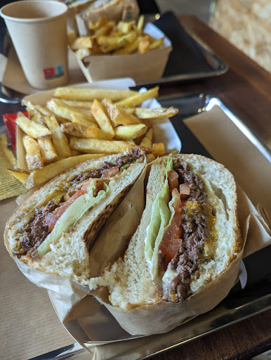 Photo 2 - Burger Express Saint-Hilaire