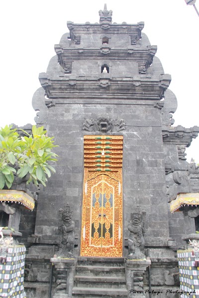 Photos of PURA PENATARAN AGUNG MARGOWENING