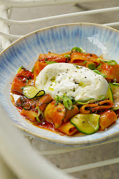 Photo n°59 de Yaya Secrétan - Restaurant méditerranéen & terrasse par Juan Arbelaez à Paris (Restaurant)
