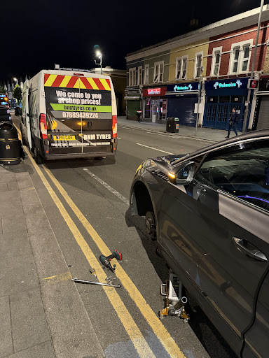 24hr Mobile tyre Fitting Mayfair| BNM MOBILE TYRES - Thumbnail