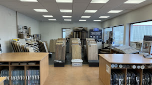 Photo n°2 de Espace Revêtements FERRIERES à Saint-Flour (Magasin de stores et de rideaux)