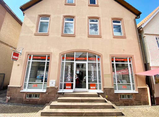 Julia Michel - Finanzberaterin Wüstenrot Bausparkasse AG