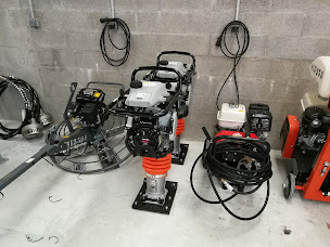 Photo n°3 de AXEL LOCATION à Valognes (Agence de location de matériel)