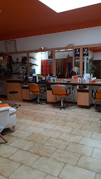 Photo n°4 de CREATHY'f à Saint-Saturnin-lès-Apt (Salon de coiffure)