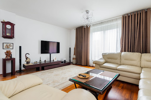 homeShakers - agencja nieruchomości Warszawa | biuro nieruchomości Wola