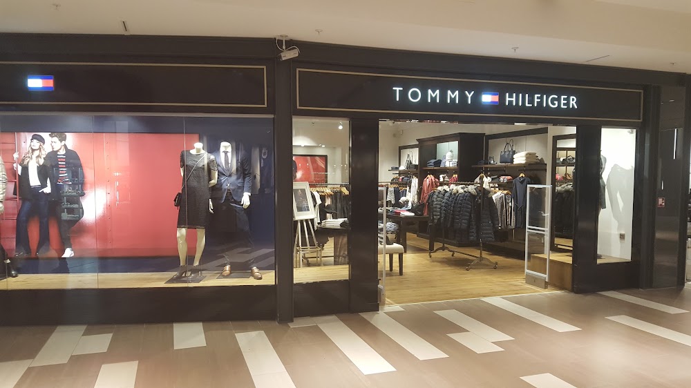 Slumber Arbejdskraft præcedens Tommy Hilfiger Store, Odense — åbningstider, adresse, telefon