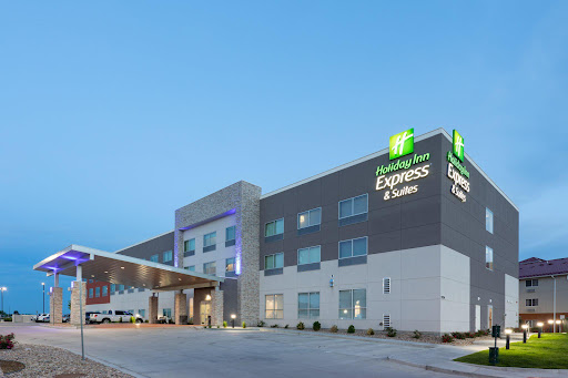 Holiday Inn Express & Suites Firestone - Longmont, an IHG Hotel