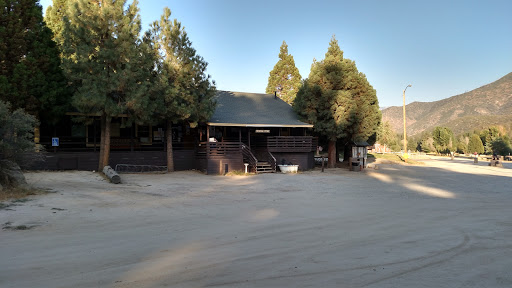 R-Ranch RV Park Logo