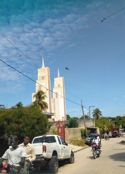 Photos of Eglise Baptiste de Mirebalais