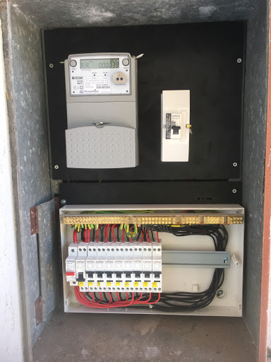 AMPTECH ELECTRICAL - Visual