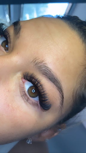 Lashed AF - Visual