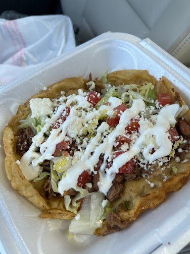 La Traditional Grill Taco Truck