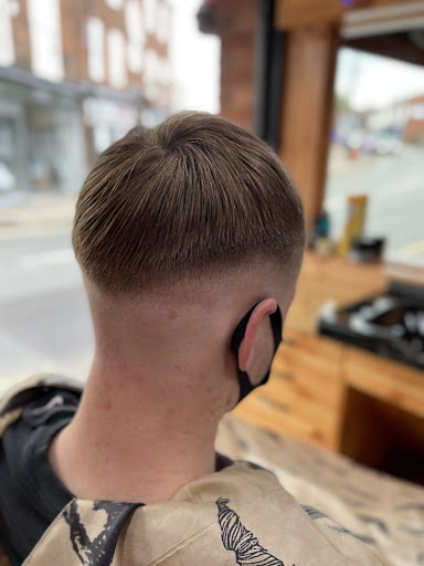 Storrington vintage barber - Thumbnail