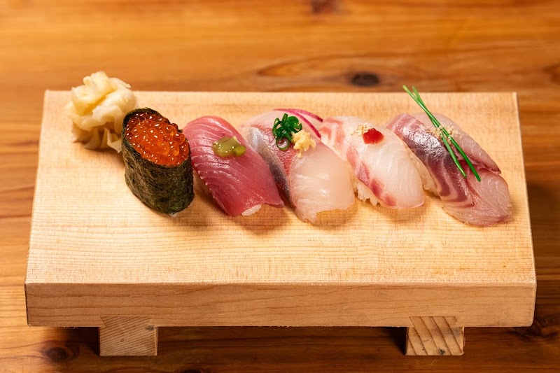 イケダの二階。