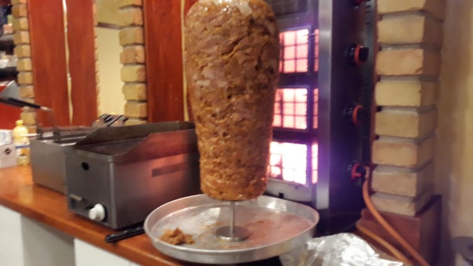 Barlang Gyros&Pizza, Author: László Rádi