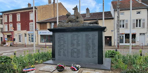 Monument aux Morts de Pagny sur Moselle