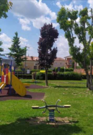 Parco pubblico palazzina - Thumbnail