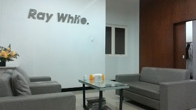 real-estate-agency