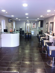 Photo n°1 de Caroline St Germain à Pau (Salon de coiffure)