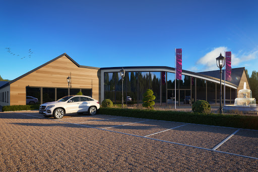 Cambridge Country Club Luxury Lodges