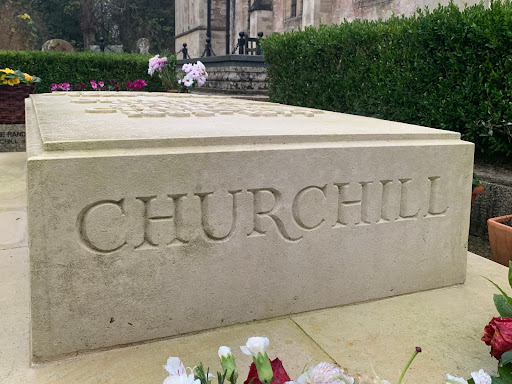 Sir Winston Churchill Memorial - Thumbnail