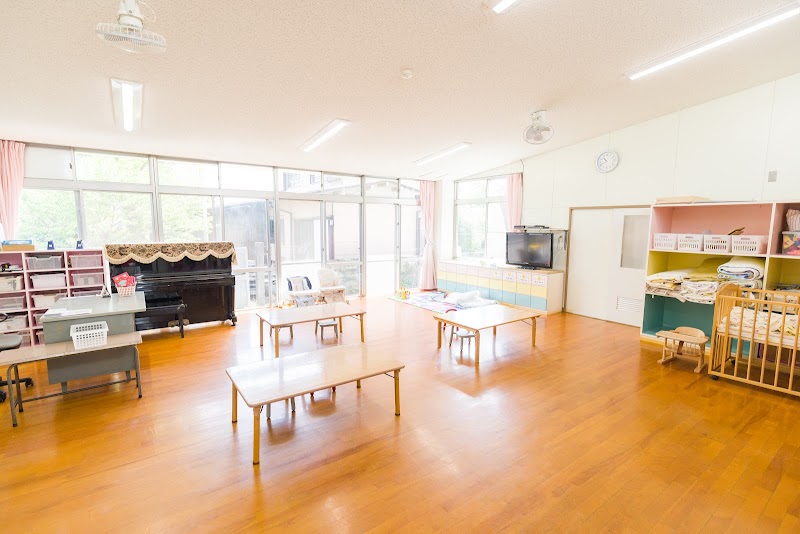 みどりの森 八幡こども園