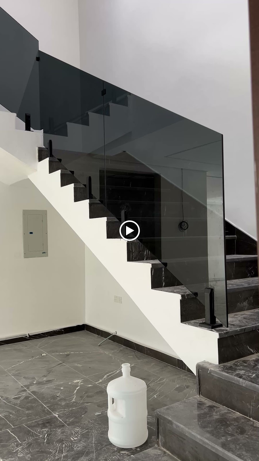 مؤسسة زاوية الخليج للزجاج - صورة 3