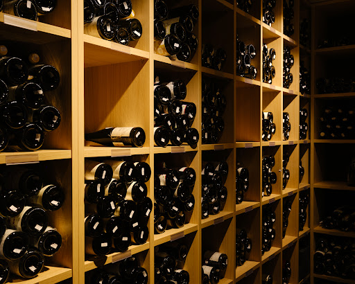 Lalou wine bar & shop