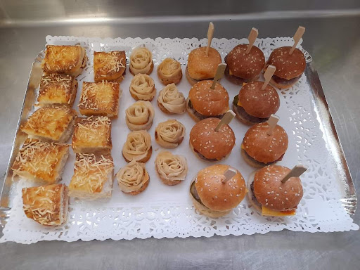 Photo 1 - PLAISIRS DES PAPILLES 02
