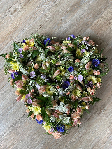 Funeral Flowers Buckingham Gallery - United Kingdom