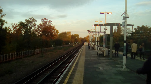 Brent Cross Station (Stop R) - Thumbnail