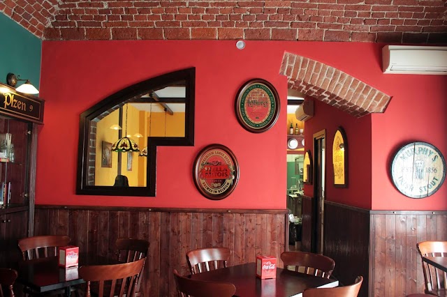 Clover Irish Pub