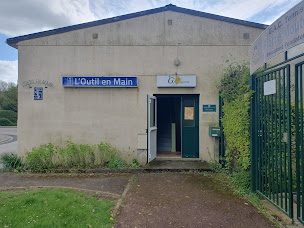 Photo n°17 de L Outil en Main GRANDVILLIERS à Halloy (Association pour la jeunesse)